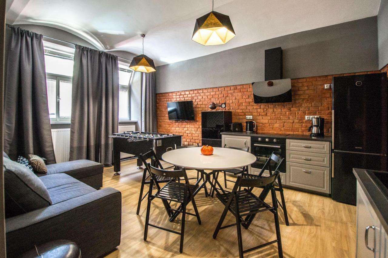 3Bdr Ruterra Apt With Table Football Praga Exterior foto